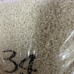 くず米？餌用　3.4キロ　の画像