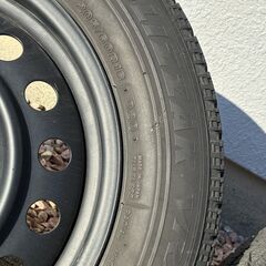 ﾌﾞﾘﾁﾞｽﾄﾝ　ｽﾀｯﾄﾞﾚｽ　BLIZZAK VRX　205/60R16　4本　ｶﾛｰﾗﾂｰﾘﾝｸﾞに使用　中古　の画像