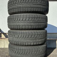 ﾌﾞﾘﾁﾞｽﾄﾝ　ｽﾀｯﾄﾞﾚｽ　BLIZZAK VRX　205/60R16　4本　ｶﾛｰﾗﾂｰﾘﾝｸﾞに使用　中古　の画像