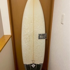 サーフボード　ショートボード　サーフィンの画像