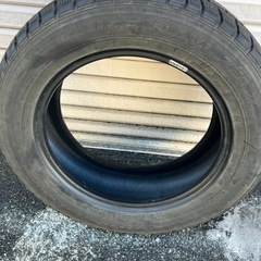 グッドイヤースタッドレスタイヤ　2013年製の画像