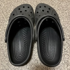 クロックス グレーの画像