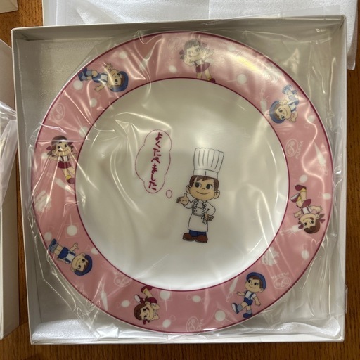 不二家ペコちゃんポコちゃん　ノリタケ　ボーンチャイナ　大皿２枚セット