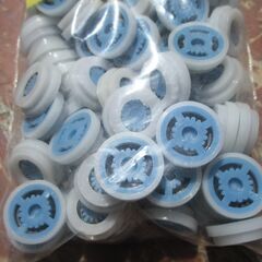 ☆　三栄水栓 SANEI V720F-G 定流量弁コア 10L 水色 100個入り◆水栓用品の画像