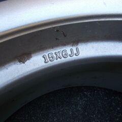 手渡し歓迎！195 65 R15 センターキャップ無しアルミ５穴マルチ + スタッドレスタイヤ４本セットの画像