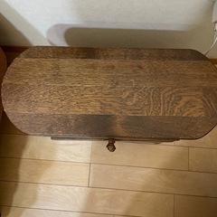 小型 4段タンス（レトロ家具）の画像