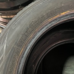 YOKOHAMA BluEarth GT 175/65R15 4本中古
の画像