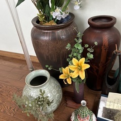 花瓶　多数の画像