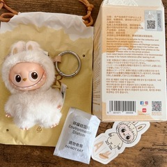 値下げ不可　イニシャルラブブ　Aの画像