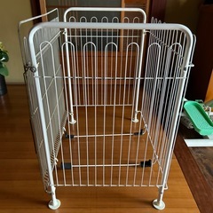 ストーブガードの画像