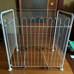 ストーブガードの画像