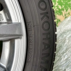 スタッドレスタイヤ　の画像