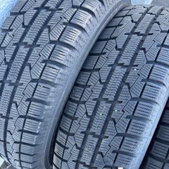 165/70R14 スタッドレスタイヤの画像
