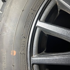 195/65r15 91Qスタッドレスタイヤ35週22年製とホイール4本の画像