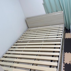 タンスゲン引き出し収納付きベッドの画像