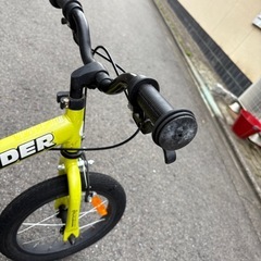 ストライダー　幼児　ペダル付き　の画像