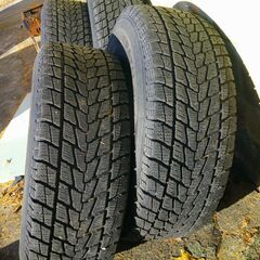 スタッドレスタイヤTOYO-2002年製の画像