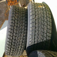 スタッドレスタイヤTOYO-2002年製の画像