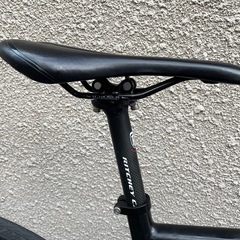 フルカーボンロードバイク Tiagra仕様 カーボンシートポスト！ GPSサイコン、高輝度LEDライト、スマホホルダーなどのおまけ付き！の画像