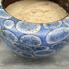 ② 火鉢 　純灰　五徳　箸　付きの画像