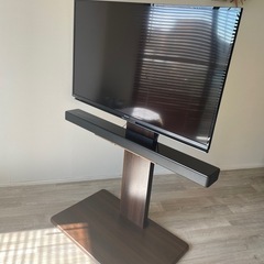 【お譲り先決まりました】テレビ、ゲーミングチェアセットの画像