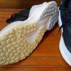 adidas スニーカー ortholite ブラック×グレー24cm　試着のみの画像