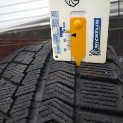 スタッドレス　タイヤホイルセット　４本　セレナで使用していました。の画像