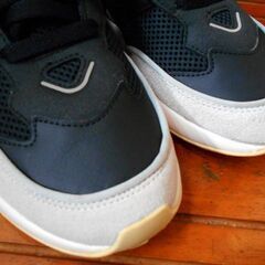 adidas スニーカー ortholite ブラック×グレー24cm　試着のみの画像