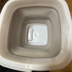 アウトドア折りたたみバケツ　23.8✖️23.6✖️19の画像