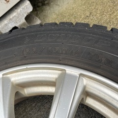 スタッドレスの画像