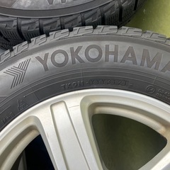 スタッドレスタイヤ ホイール付195/65R15の画像