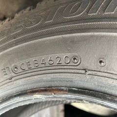 145.80.13スタッドレスタイヤの画像