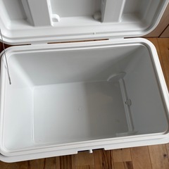 大型　 クーラーボックス　 キャスター付きの画像