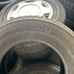 145.80.12スタッドレスタイヤの画像