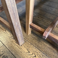 木製ダイニングテーブルセットの画像