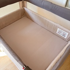 ベビーベッド　アップリカ　ココネルエアーの画像