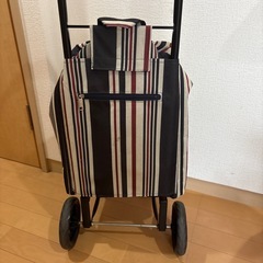 荷物カートの画像