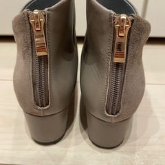 modello 24cm ブーティ　ショートブーツ パンプス　Madrasの画像