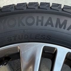 ②2本セット　アルファード40系スタッドレスタイヤ2本　225/60R18の画像