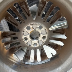 ②2本セット　アルファード40系スタッドレスタイヤ2本　225/60R18の画像