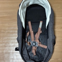 カーメイト エールベベ フラコット Fs ベビーカー　アースオリーブ の画像