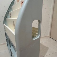 絵本棚 アニマル 絵本ラック 水色の画像