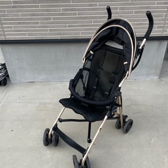 B型ベビーカーの画像