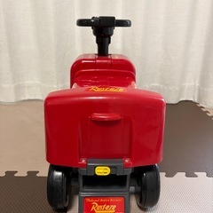 カーズ　レーシングトレーラー　ライトニング・マックイーン 乗用玩具 乗り物　車の画像