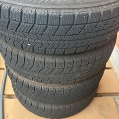 145-80-12   古いスタッドレスの画像