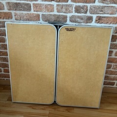 折りたたみテーブルの画像