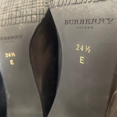 BURBERRY  バーバリー　パンプスの画像