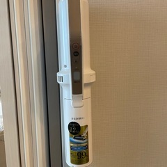 【譲り先決定】【無料】IRIS OHYAMA 極細軽量スティッククリーナー の画像