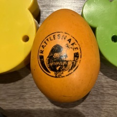 マラカス　木製　３つ　カメラおもちゃ２つの画像