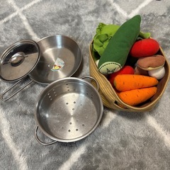 LOWYA （ロウヤ） おままごとキッチン　野菜付の画像